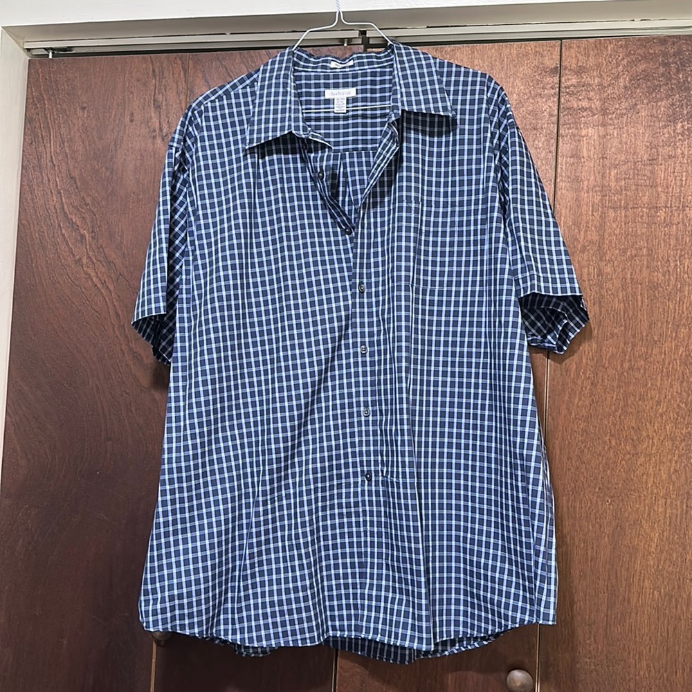 Van Heusen Men’s 3xl “No Iron” Button Down